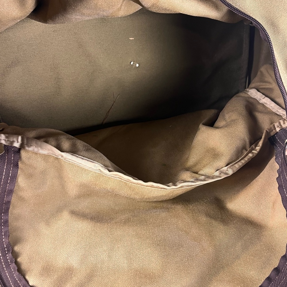 L.L. Bean vintage Men's Tan canvas leather  Duffel Bag medium size - Picture 13 of 16